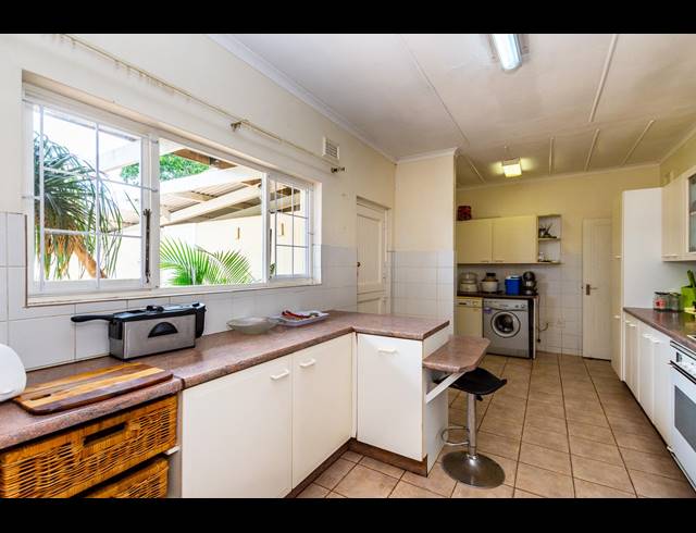 4 BEDROOM HOUSE FOR SALE IN DAWNCLIFFE